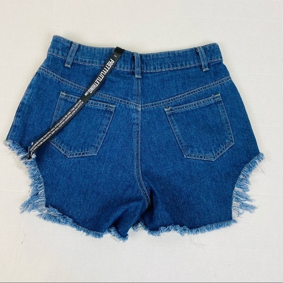 PrettyLittleThing Tall Medium Washed Frayed Hem Denim Shorts Size 6 - Picture 4 of 11